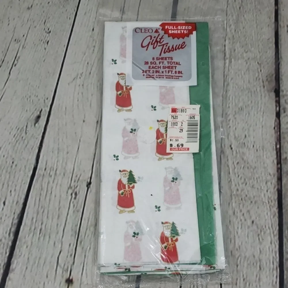 NWT Vintage Cleo Christmas Santa Gift Wrap